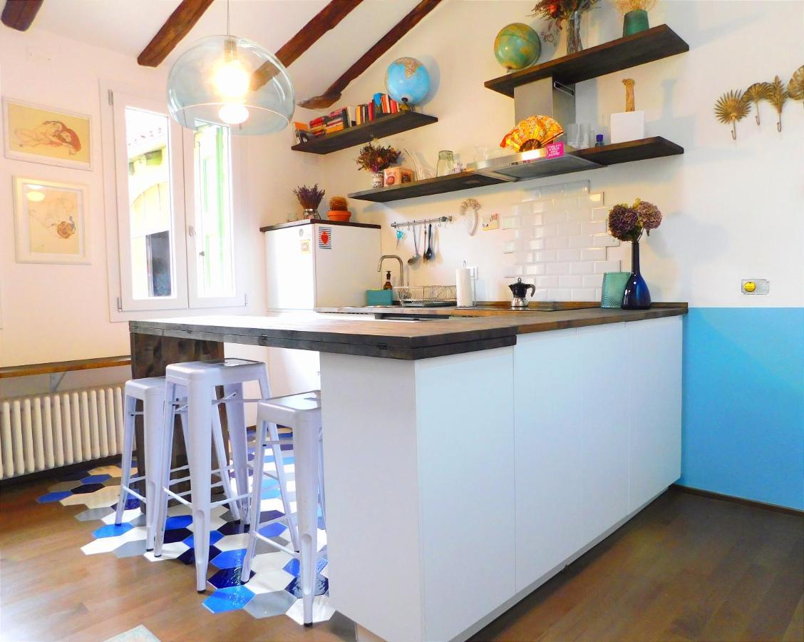 Bologna City Center Aldrovandi Flat Экстерьер фото